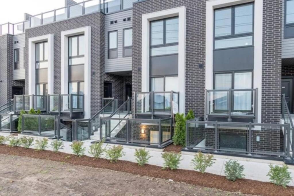 Exquisite, Bright & Modern Condo. Niagara-vízesés Kültér fotó