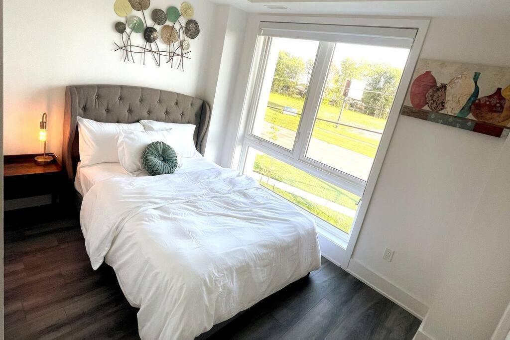 Exquisite, Bright & Modern Condo. Niagara-vízesés Kültér fotó